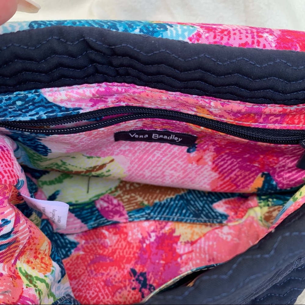 Vera Bradley Crossbody/Shoulder bag - Picture 6 of 7